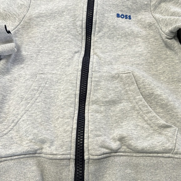 Hugo Boss Zip Up - Picture 2 of 3